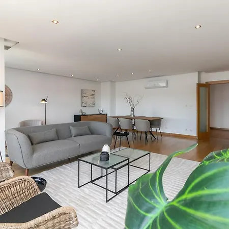 Spacious And Chic With Lisbon, Sintra, Or Beach At 15 Min! * 아마도라