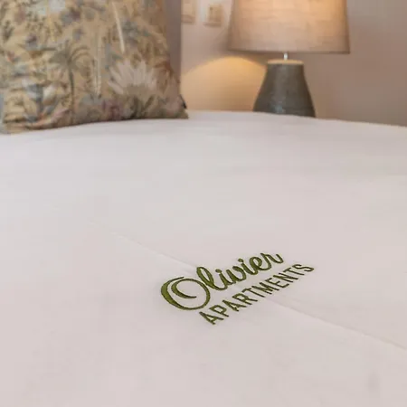 Spacious And Chic With Lisbon, Sintra, Or Beach At 15 Min! 아파트 아마도라